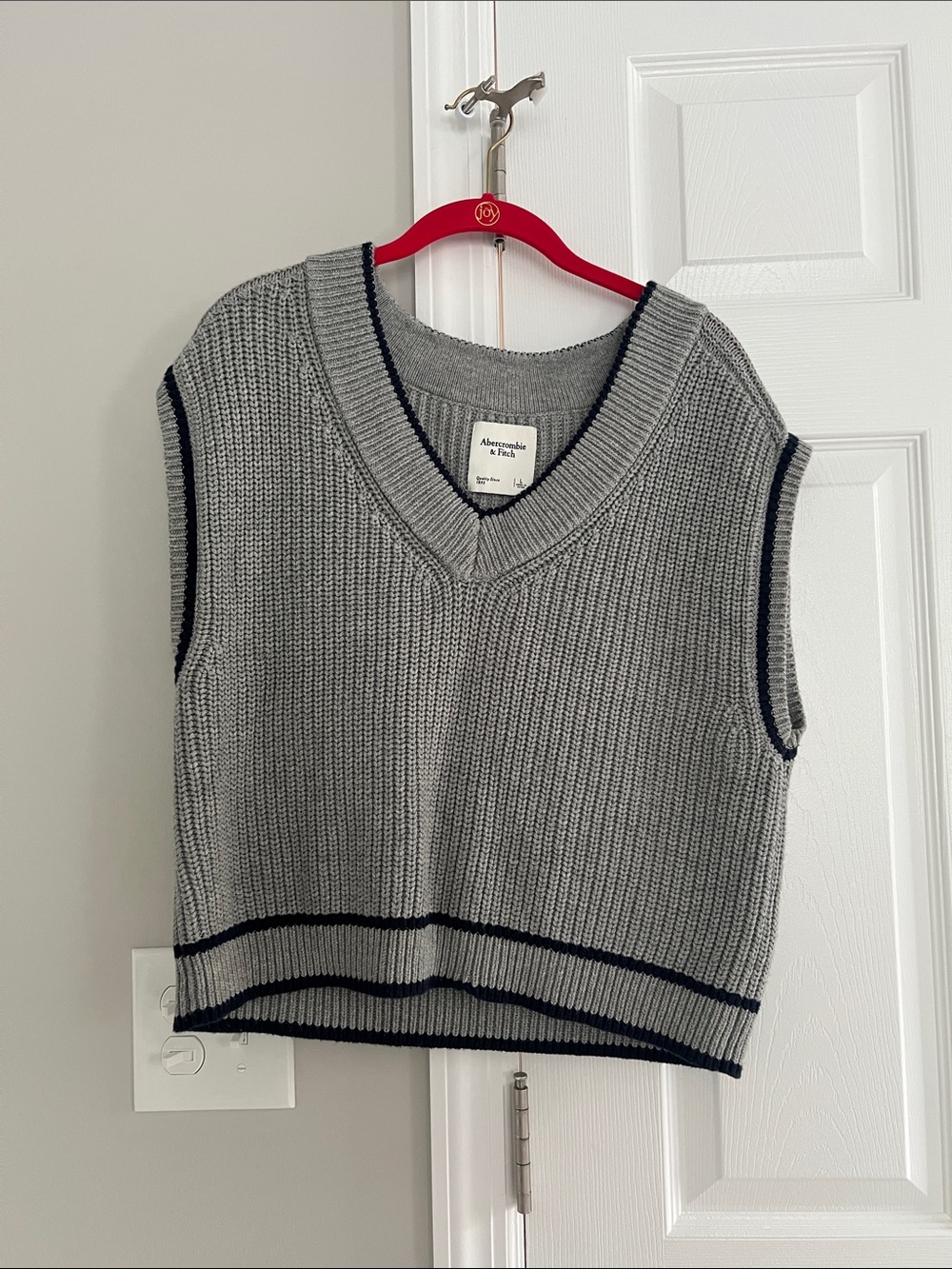 Abercrombie & Fitch Gray Knit V-Neck Sweater Vest with Black Trim